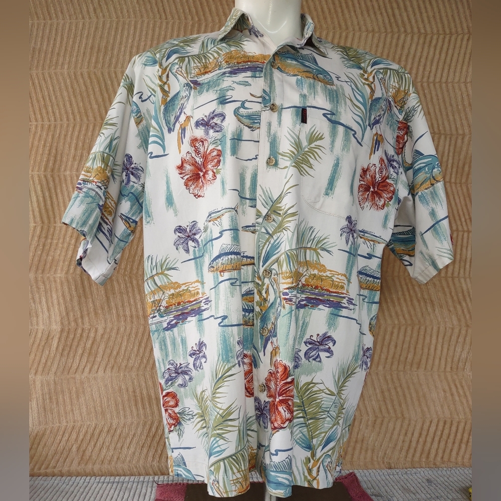 SPORTIF Fishing Shirt. EUC, Fish Print